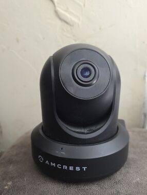 Crest Black PTZ Indoor Dome Webcam with Rotating Lens